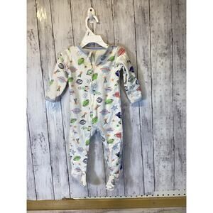Aablexema spce/Alien print Zip-up footed sleeper